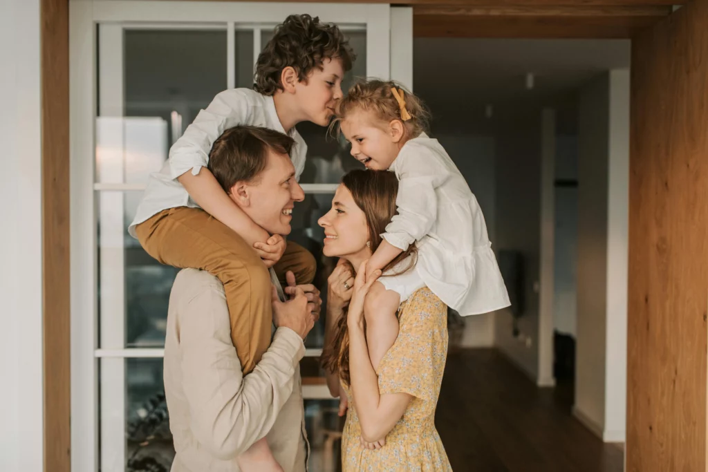 famille-2 parents et 2 enfants